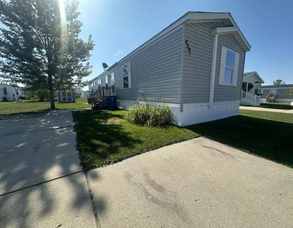 2015 Clayton 81SUN16763 Mobile Home