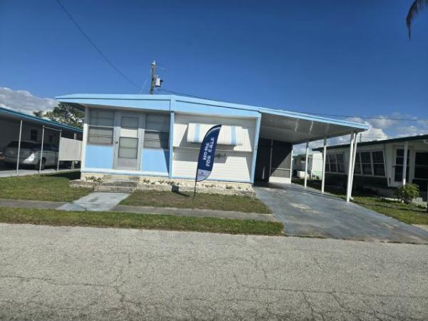 Photo 1 of 2 of home located at 6372 126th Ave. Lot #84 Largo, FL 33773