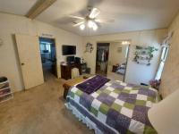 1986 Palm Harbor 5557AIK Manufactured Home