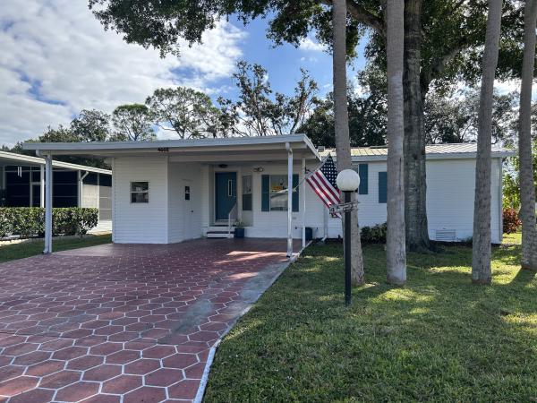 1994 Homes of Merit Mobile Home For Sale