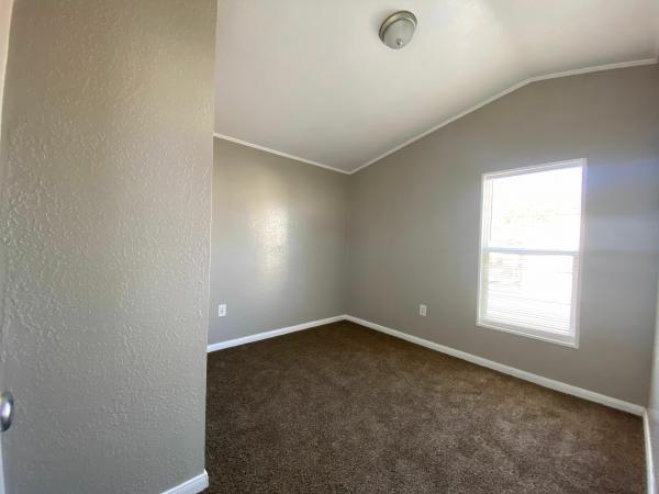 2017 Elliott Mobile Homes Solitaire Mobile Home