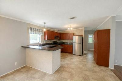 Photo 3 of 8 of home located at 1779 Sunburst Dr Apopka, FL 32712