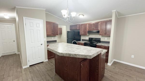 2023 Elliott Mobile Homes Solitaire Mobile Home