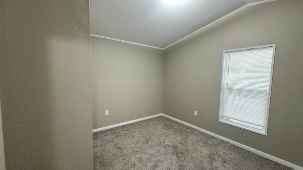 2023 Elliott Mobile Homes Solitaire Mobile Home