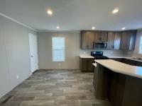 2022 Champion RA2456203 Mobile Home