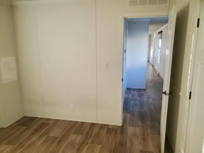 Photo 2 of 4 of home located at 2525 County Line Rd., #135 Des Moines, IA 50321