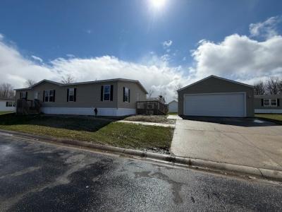 Mobile Home at 4235 Hunters Pointe Fort Wayne, IN 46818
