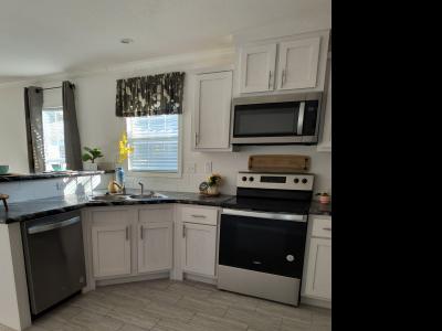 Photo 4 of 13 of home located at 8880 SW 27th Ave #A039 Ocala, FL 34476