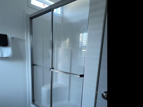 2023 Homes of Merit Community HOMCS-HC4522B Mobile Home
