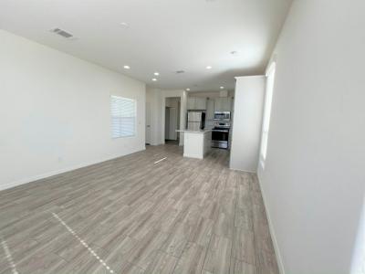 Photo 5 of 20 of home located at 2206 S Ellsworth Road Lot 095B Mesa, AZ 85209