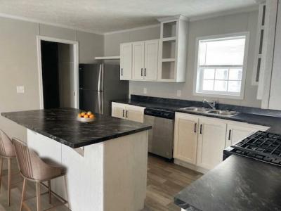 Photo 3 of 31 of home located at 134 Ashley Circle #134 Swartz Creek, MI 48473