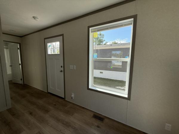 2025 Clayton 95PLH16562D Mobile Home