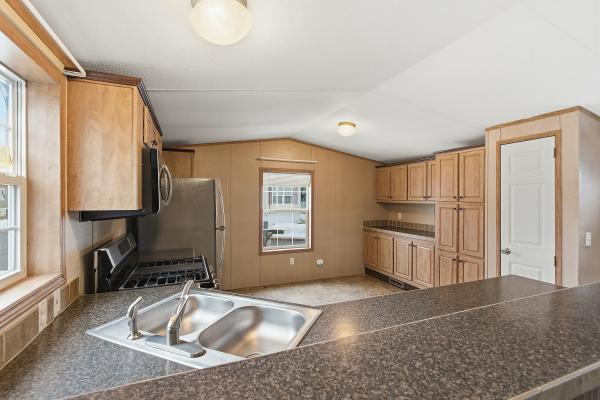 2011 EAGLE RIVER 604 60S  Home