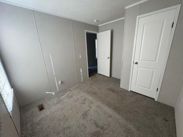 2022 Champion Redman Advantage II  Home