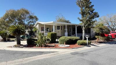 Photo 4 of 5 of home located at 933 SE Lillian St. Lot #511 Crystal River, FL 34429