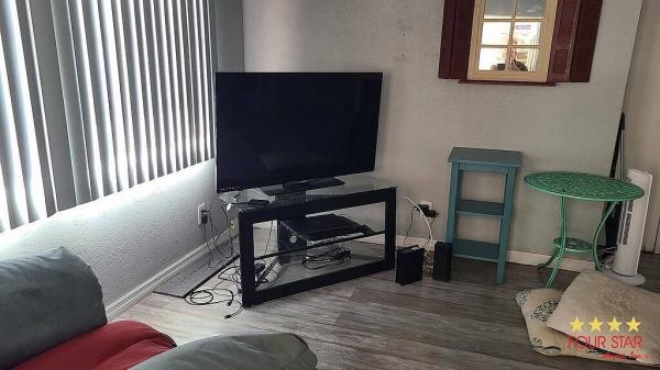 1972 GREE  Home