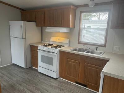 Photo 5 of 15 of home located at 201 Marais Rochester Hills, MI 48307