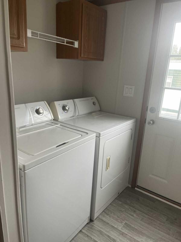 2005 Skyline Manufactured Home