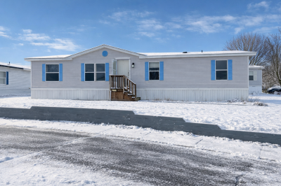 Mobile Home at 2500 Mann Rd, Lot 163 Clarkston, MI 48346