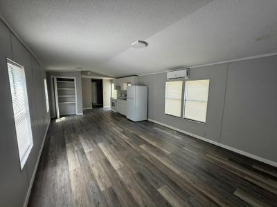 Photo 3 of 10 of home located at 925 Ponce De Leon Boulevard Lot 39 Brooksville, FL 34601