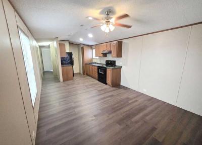 Mobile Home at 1001 E Macarthur Rd, Lot 16 Wichita, KS 67216