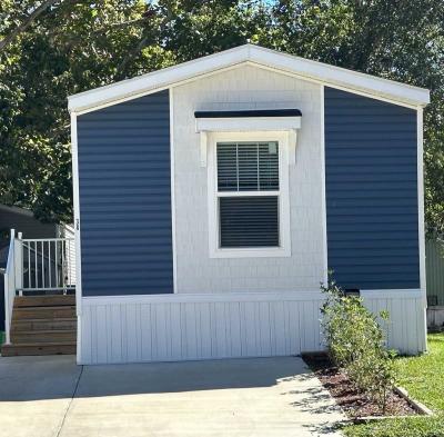 Photo 2 of 7 of home located at 1600 NE 12th Avenue #38 Gainesville, FL 32601