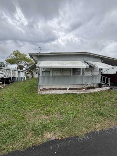 Mobile Home at 2266 Gulf To Bay Blvd Lot 125 Clearwater, FL 33765