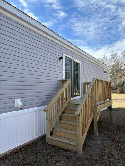 Photo 3 of 18 of home located at 306 Chestnut St. Havelock, NC 28532