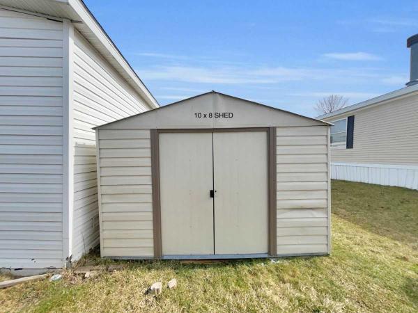 2003 Commodore Manufactured Home