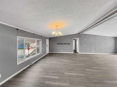 Photo 5 of 31 of home located at 8346 Feather Hollow Fenton, MI 48430