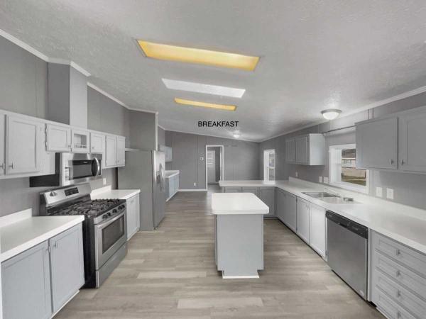 2003 Commodore Manufactured Home