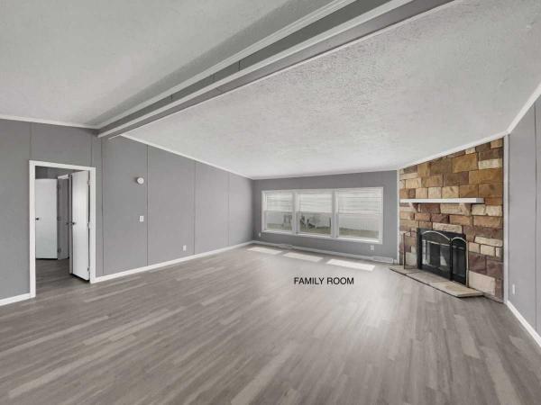 2003 Commodore Manufactured Home