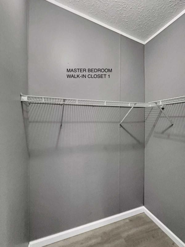 2003 Commodore Manufactured Home