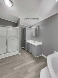 2003 Commodore Manufactured Home