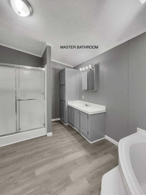 2003 Commodore Manufactured Home