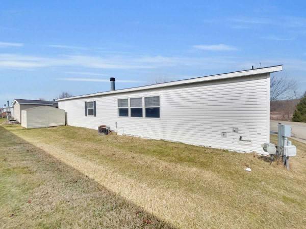 2003 Commodore Manufactured Home