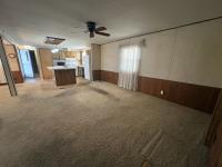 1985 Schult M216132 Mobile Home