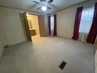 1985 Schult M216132 Mobile Home