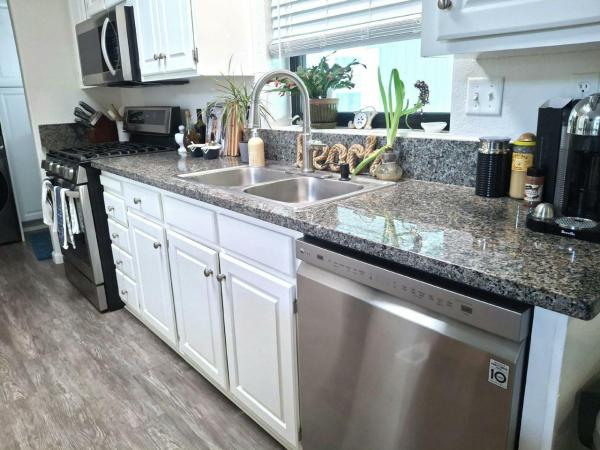 1996 Golden West HM G7620CL490AB Manufactured Home