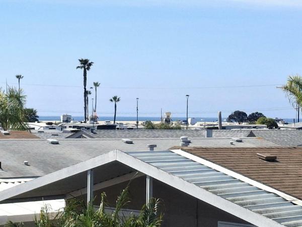 1996 Golden West HM G7620CL490AB Manufactured Home