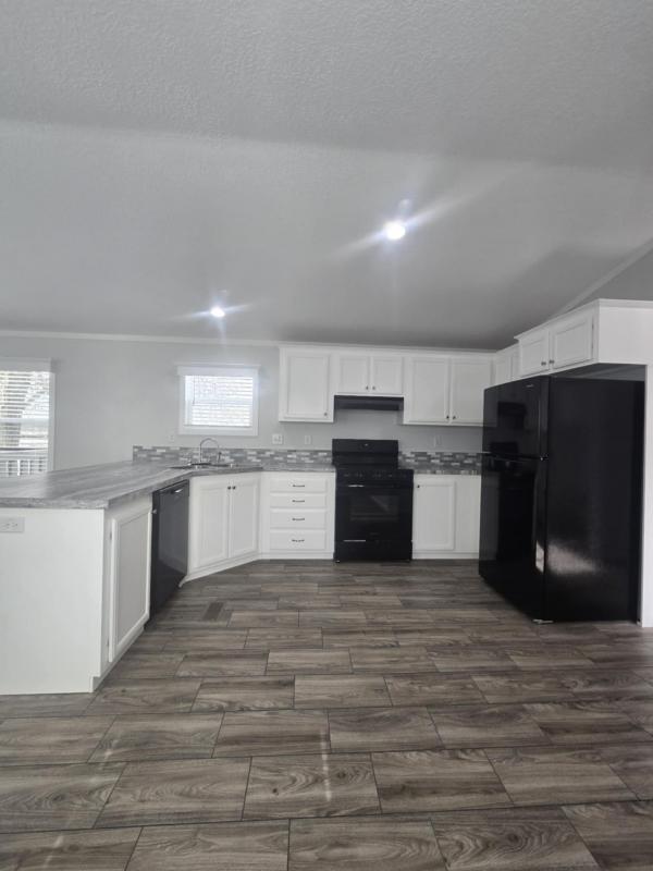 2025 Elliott Mobile Homes Solitaire Mobile Home