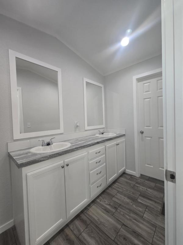 2025 Elliott Mobile Homes Solitaire Mobile Home