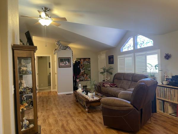 2002 Fleetwood 4563B Mobile Home