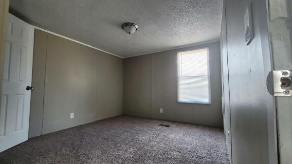 2004 HBOS MANUFACTURING Oakwood Mobile Home