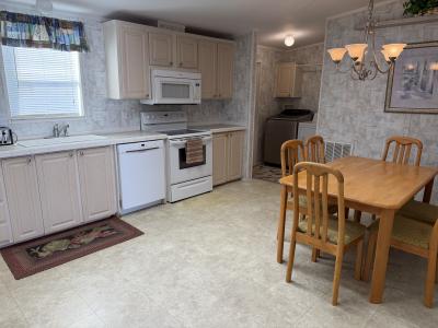 Photo 4 of 19 of home located at 553 Tropical Ave. Davenport, FL 33897