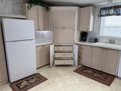 Photo 5 of 19 of home located at 553 Tropical Ave. Davenport, FL 33897