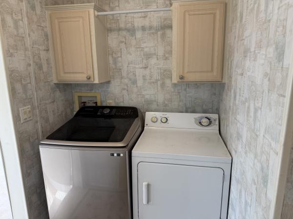 2004 HMMT A1747 Mobile Home