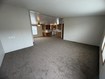 Mobile Home at 29400 Oakhill Court Gibraltar, MI 48173