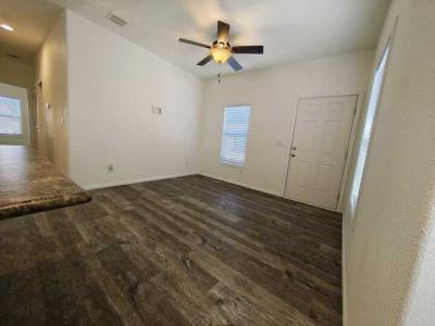 Photo 4 of 16 of home located at 16005 N 32nd St, #148 Phoenix, AZ 85032