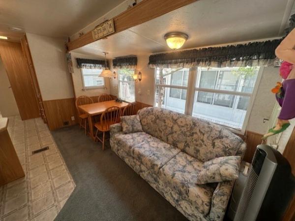 2004 Layton Unknown Mobile Home